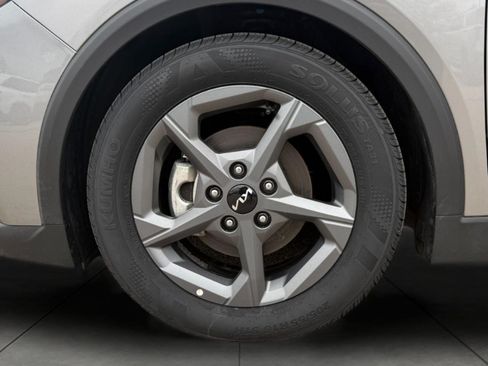Used 2025 Kia K4 FWD image 50