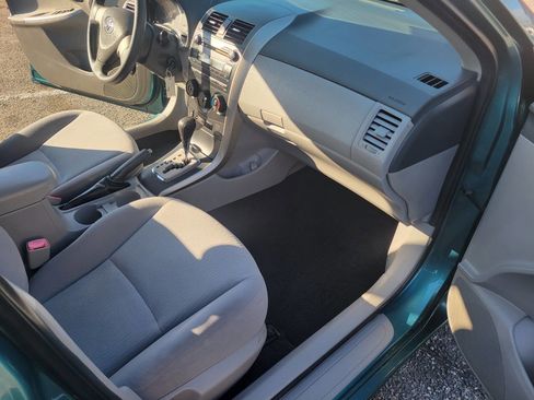 Used 2010 Toyota Corolla LE image 17