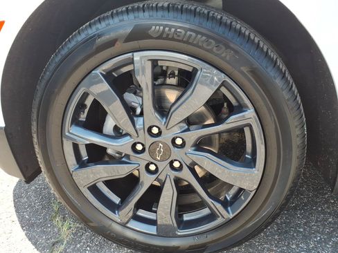 Used 2024 Chevrolet Equinox RS FWD image 10