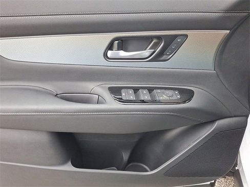 New 2025 Nissan Murano SL image 10