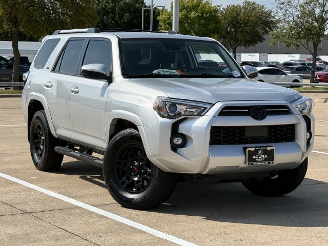 Used 2022 Toyota 4Runner SR5 RWD image 2
