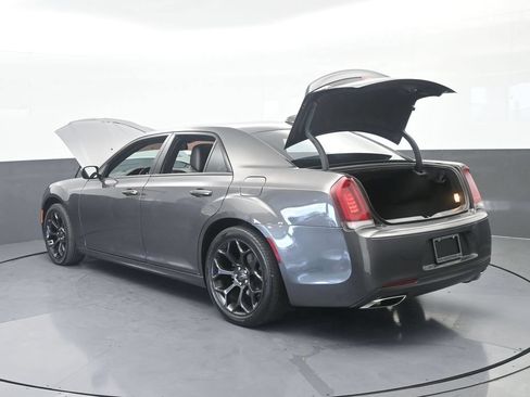 Used 2020 Chrysler 300 S w/ S Model Appearance Package RWD image 76