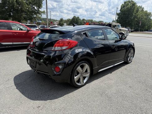 Used 2013 Hyundai Veloster Turbo FWD image 5
