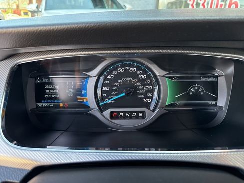 Used 2018 Ford Taurus SHO w/ Driver Assist Package image 35