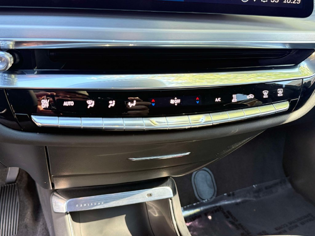 Used 2025 Cadillac Lyriq Luxury w/ LPO, Floor Liner Package AWD/4WD image 26