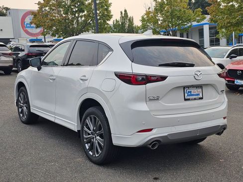 New 2025 MAZDA CX-5 Signature image 7