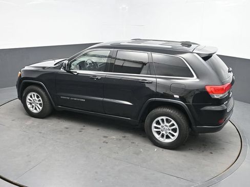 Used 2018 Jeep Grand Cherokee Laredo AWD/4WD image 25