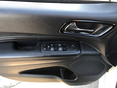 Used 2022 Dodge Durango R/T w/ Blacktop Package image 10