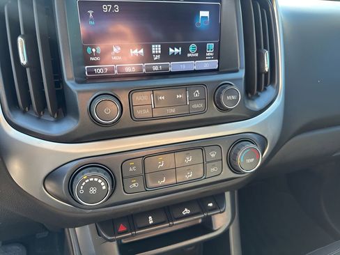 Used 2016 Chevrolet Colorado LT image 30