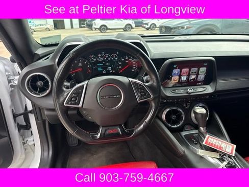 Used 2016 Chevrolet Camaro SS RWD image 12