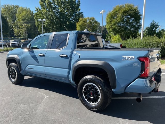 Used 2026 Toyota Tacoma TRD Off-Road AWD/4WD image 10