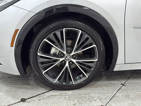 Used 2026 Toyota Prius XLE w/ Protection Package #3 (TMS) image 24