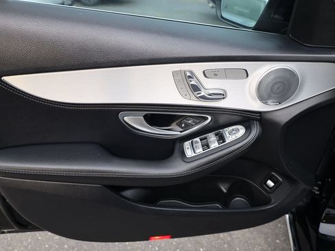 Used 2015 Mercedes-Benz C 300 Sedan image 11