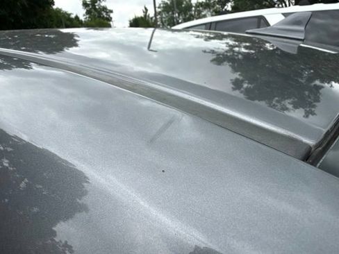 Used 2014 Lexus ES 300h w/ Luxury Package w/Bamboo Trim FWD image 12
