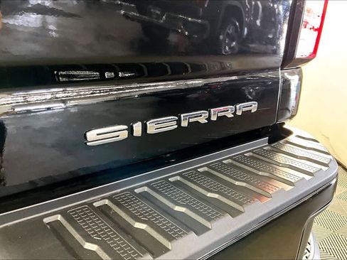Used 2025 GMC Sierra 3500 Denali Ultimate AWD/4WD image 29