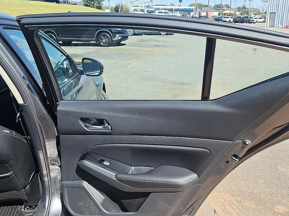 Used 2023 Nissan Altima 2.5 SL AWD/4WD image 25