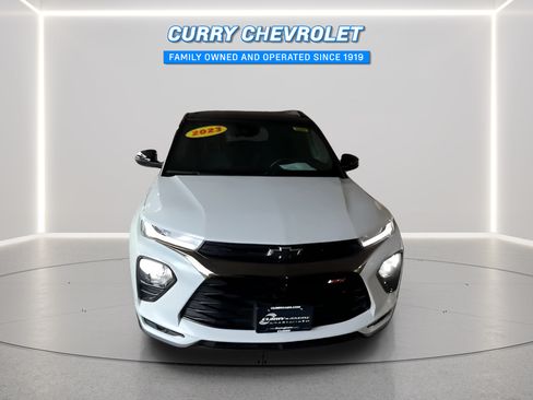 Used 2023 Chevrolet TrailBlazer RS w/ Sun and Liftgate Package AWD/4WD image 3