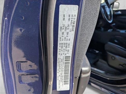 Used 2018 Dodge Durango GT image 26