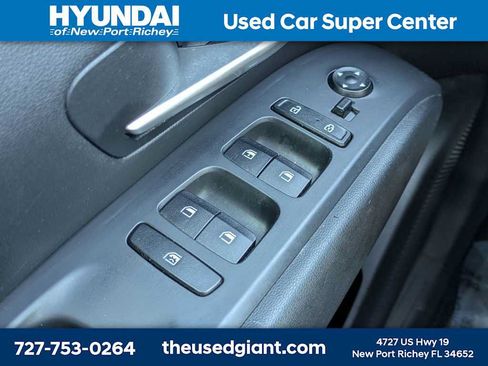 Certified 2023 Hyundai Santa Cruz SE AWD/4WD image 25