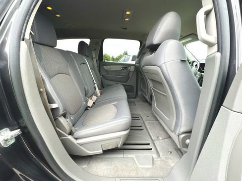 Used 2015 Chevrolet Traverse LS AWD/4WD image 24