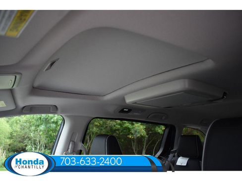 New 2026 Honda Odyssey Touring image 20