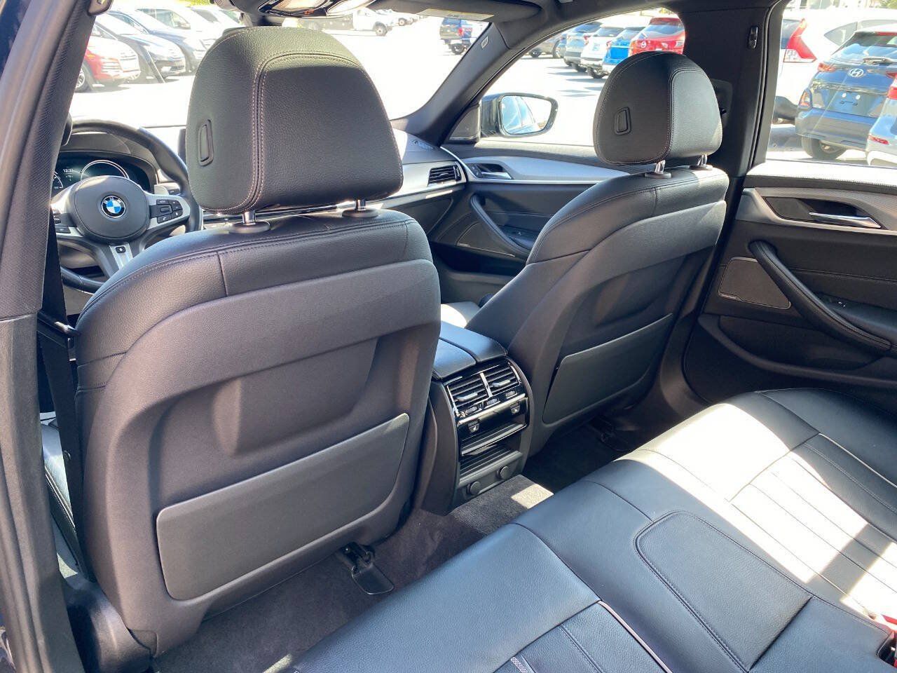 Used 2018 BMW 530i xDrive AWD/4WD image 23