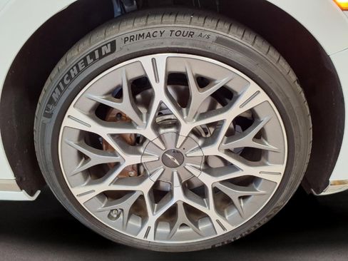 Used 2026 Genesis G90 3.5T AWD/4WD image 8