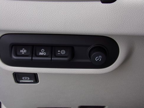 Used 2022 GMC Terrain Denali w/ Denali Premium Package image 48