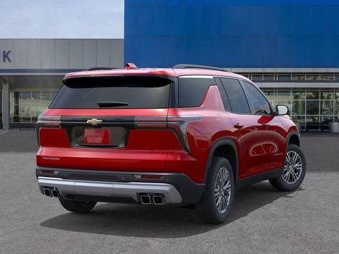 New 2026 Chevrolet Traverse LT w/ Driver Confidence Package FWD image 4