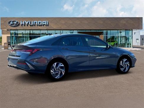 New 2025 Hyundai Elantra Sport FWD image 8