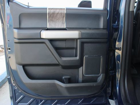 Used 2019 Ford F250 Lariat w/ Lariat Ultimate Package AWD/4WD image 50