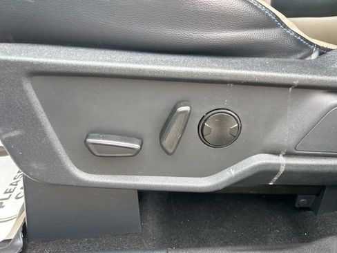 Used 2024 Ford Bronco Wildtrak image 14