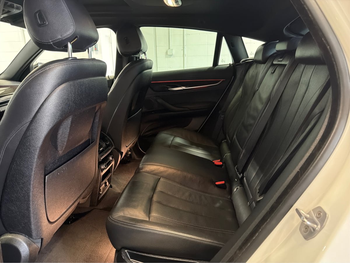 Used 2019 BMW X6 xDrive35i w/ Convenience Package AWD/4WD image 10