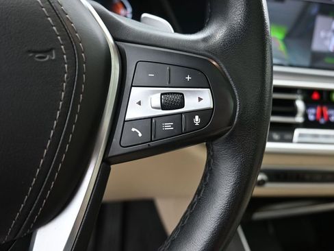 Used 2022 BMW X5 xDrive40i w/ Premium Package AWD/4WD image 30
