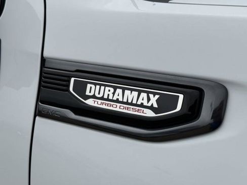 Used 2023 GMC Sierra 1500 AT4 AWD/4WD image 15