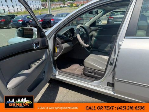 Used 2009 Hyundai Sonata Limited FWD image 13