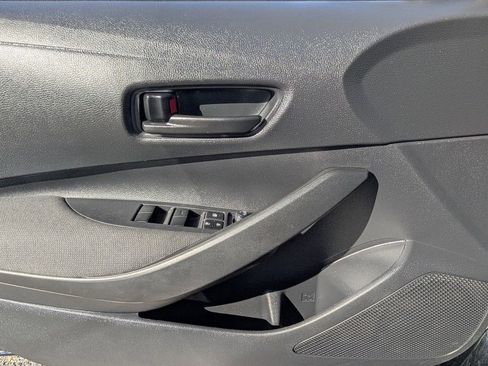 Used 2023 Toyota Corolla LE image 23