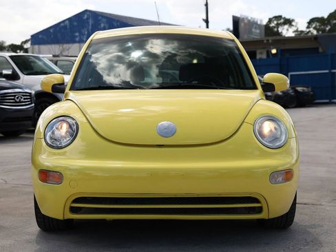 Used 2005 Volkswagen Beetle GL FWD image 11