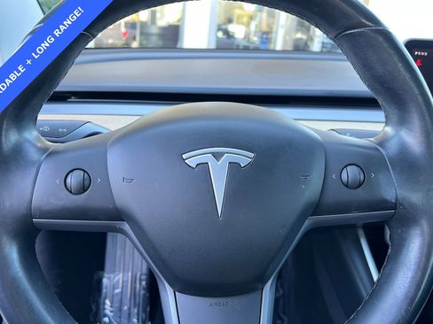 Used 2018 Tesla Model 3 Long Range image 22