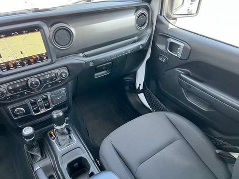 Used 2023 Jeep Wrangler Unlimited w/ Cold Weather Group AWD/4WD image 35