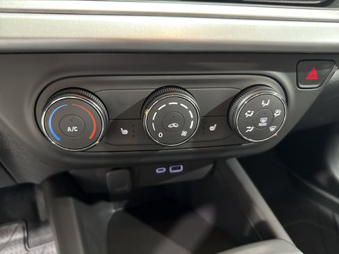 New 2026 Chevrolet Trax LS w/ LS Convenience Package FWD image 17