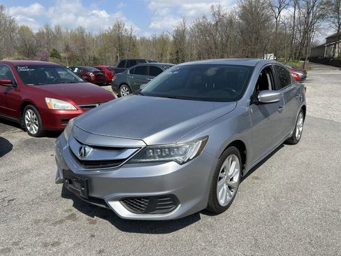 Used 2018 Acura ILX FWD image 2