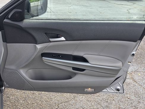 Used 2009 Honda Accord EX-L image 11