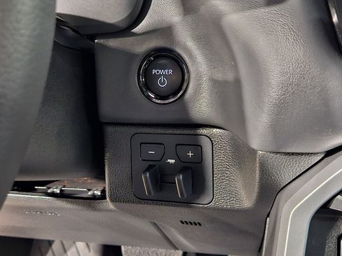 Certified 2025 Toyota Tundra Platinum AWD/4WD image 34