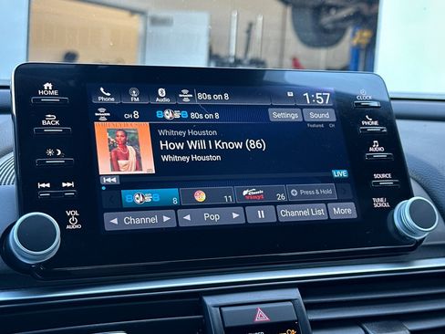 Used 2022 Honda Accord Sport image 28