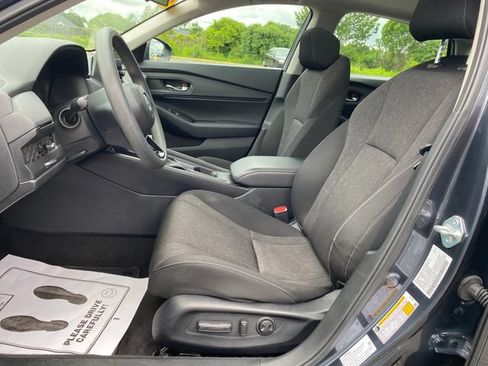 Used 2024 Honda Accord EX image 14