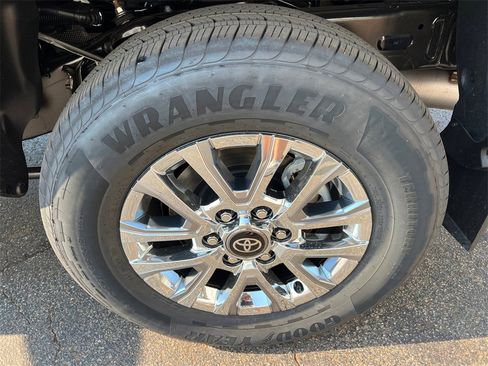 New 2025 Toyota Tacoma Limited image 19