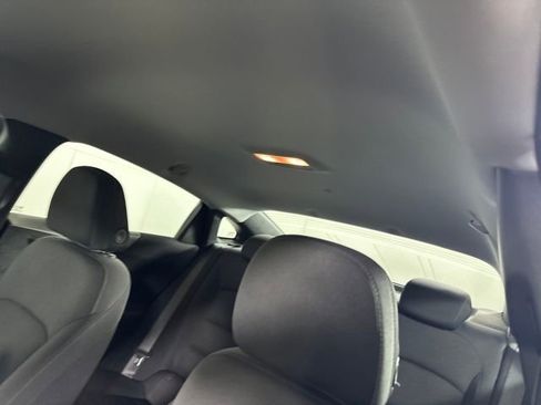 Used 2023 Chevrolet Malibu LT image 11