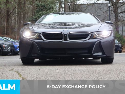 Used 2019 BMW i8 Base image 3
