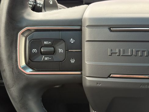 Used 2024 GMC Hummer EV 2X w/ Extreme Off-Road Package AWD/4WD image 16